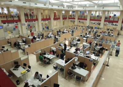 Imagen de las mesas de la Agencia Tributaria