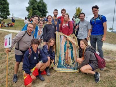 Jóvenes de la Parroquia en el Camino de Santiago